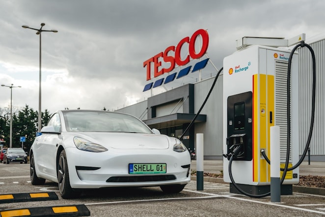 Shell Rechange Tesco electric station