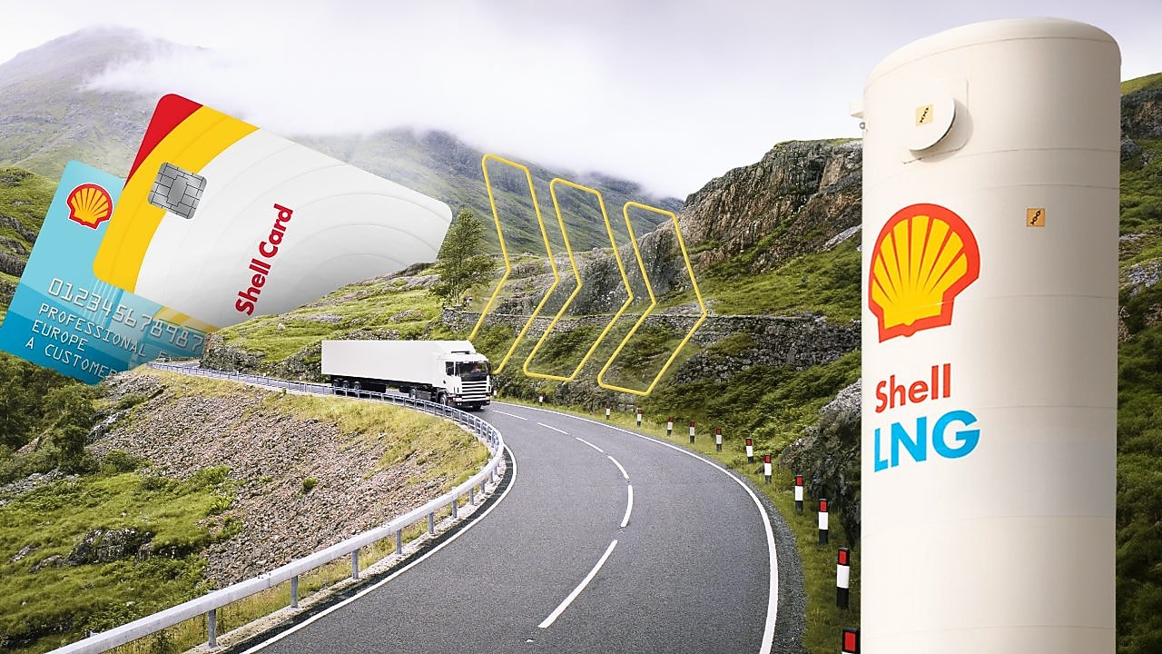 Egy kamion halad kanyargós úton, zöld területen. Jobbra egy LNG kútoszlop található, balra pedig egy Shell LNG és egy Shell üzemanyagkártya látható.