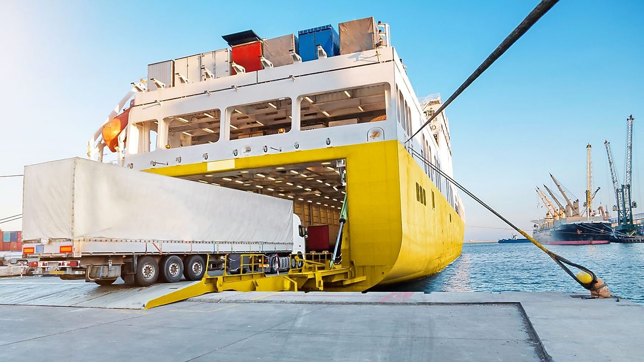 kamiont szállító teherhajó