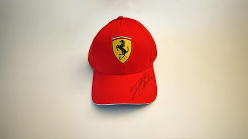 Ferrari baseball sapka