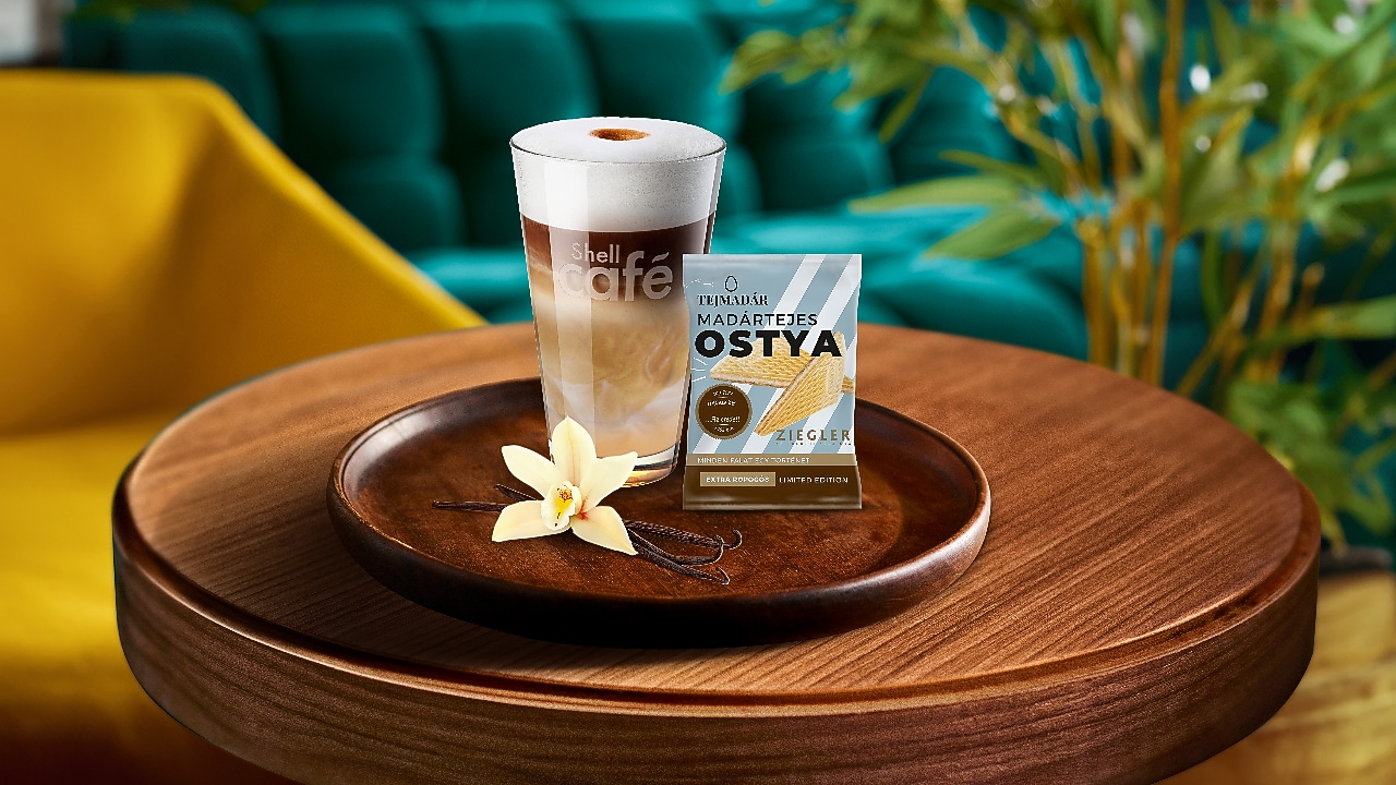 Shell Café Madártejes latte