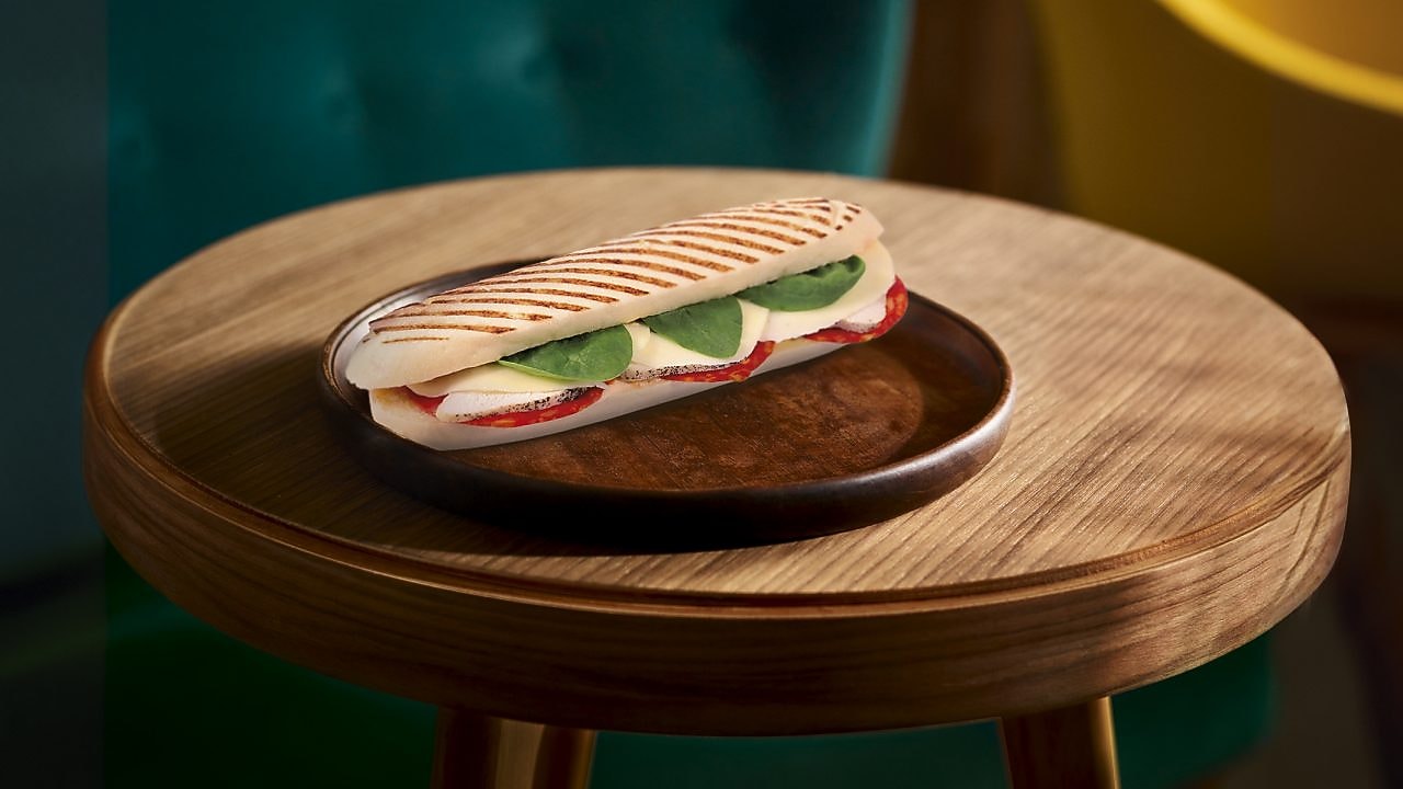Shell Café Pestos mozzarellás Panini