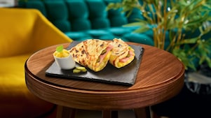 Sonkás-sajtos lepény